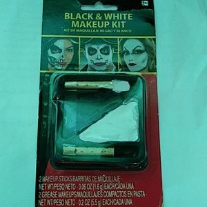 Black and White Makeup Kit